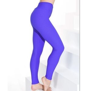 Booty by Brabants croco skin leggings in blue violett